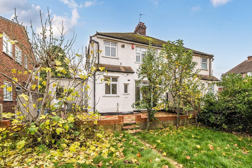 Detached house exterior, garden