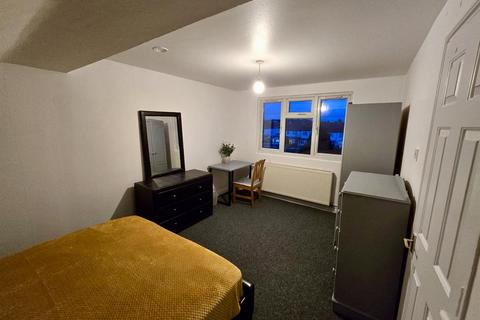 undefined, Cowbridge Road, Harrow