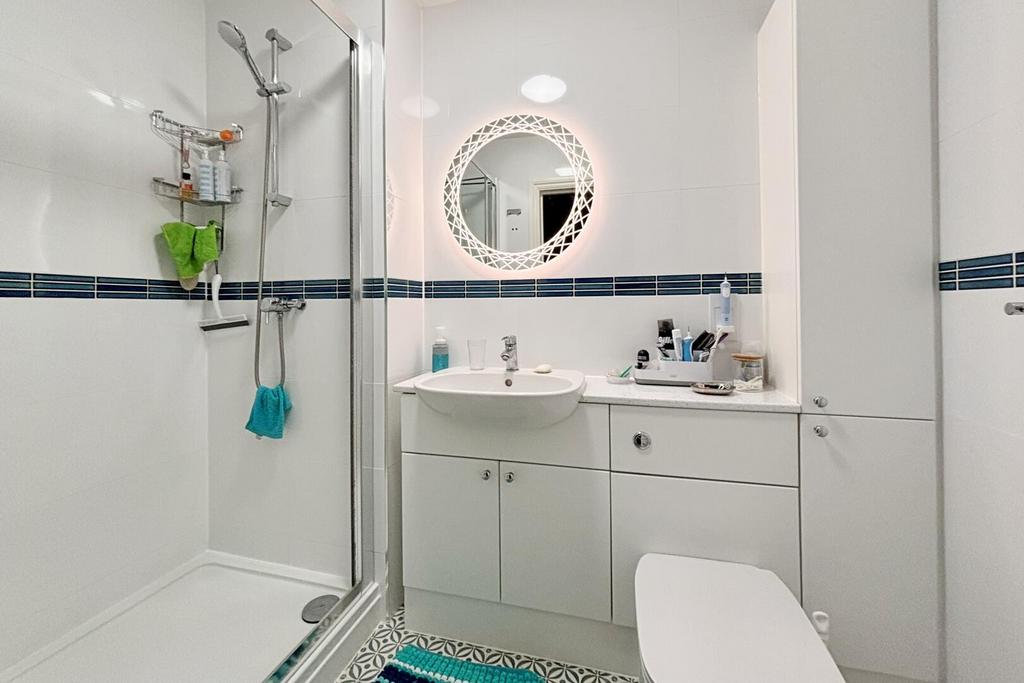 Ensuite