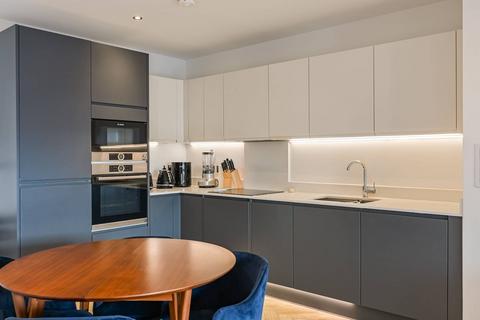2 bedroom flat to rent, Lanthorn Court, LONDON E3