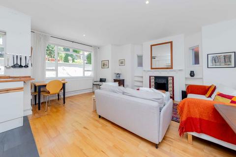 undefined, Ferncroft Avenue, London NW3