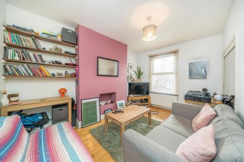 1 bedroom flat to rent, Falkland Road, London NW5