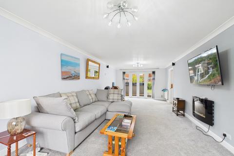 4 bedroom semi-detached house for sale, Birch Way, Tylers Green, Buckinghamshire, HP10 8BN