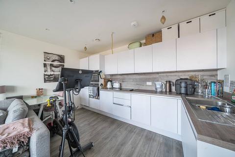 Moorhen Drive, Hendon, London, NW9