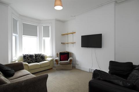 4 bedroom house to rent, 15 Ashford Road, Plymouth PL4