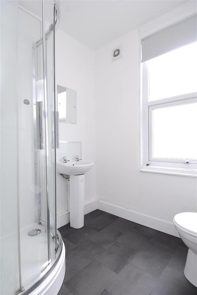15 Ashford Rd005.JPG