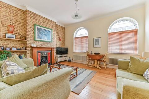 2 bedroom flat for sale, High Street, South Norwood, London, SE25