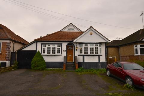 3 bedroom detached bungalow to rent, Pinner, HA5