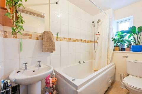 undefined, Park Avenue, Alexandra Park, London, N22