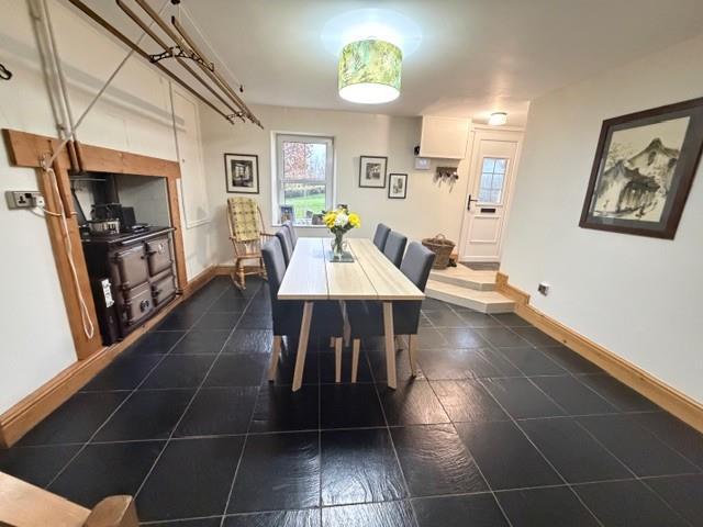 Living/dining room