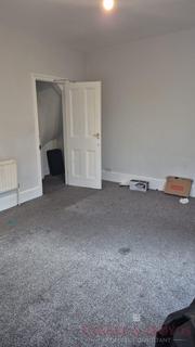 3 bedroom flat to rent, 476 Katherine Road, London E7