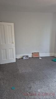 3 bedroom flat to rent, 476 Katherine Road, London E7