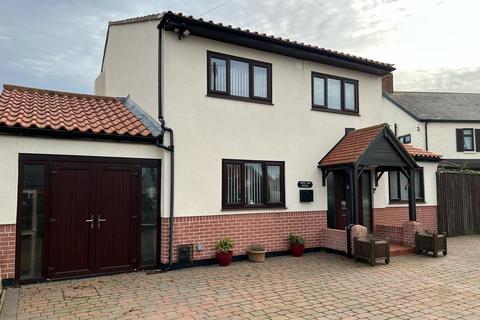 3 bedroom detached house for sale, Murton Lane, Murton Village, Newcastle upon Tyne, NE27 0LR