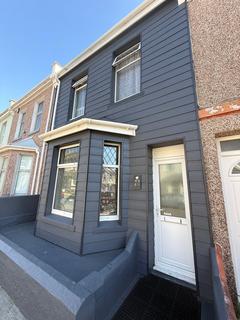 3 bedroom terraced house to rent, Renown Street, Devon PL2