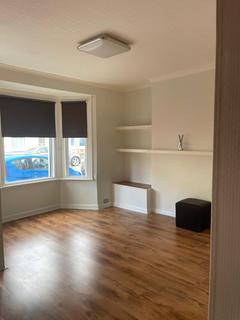 3 bedroom terraced house to rent, Renown Street, Devon PL2