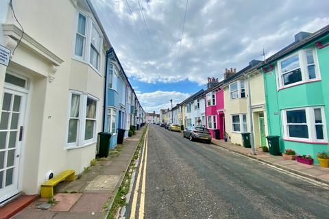 undefined, Flat 2, 4 Toronto Terrace, Brighton, BN2 9UW