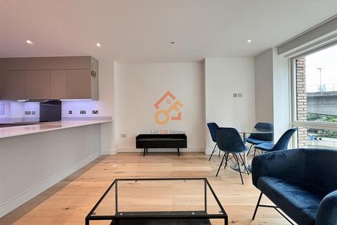 1 bedroom flat to rent, Royal Captain Court, 26 Arniston Way, London E14