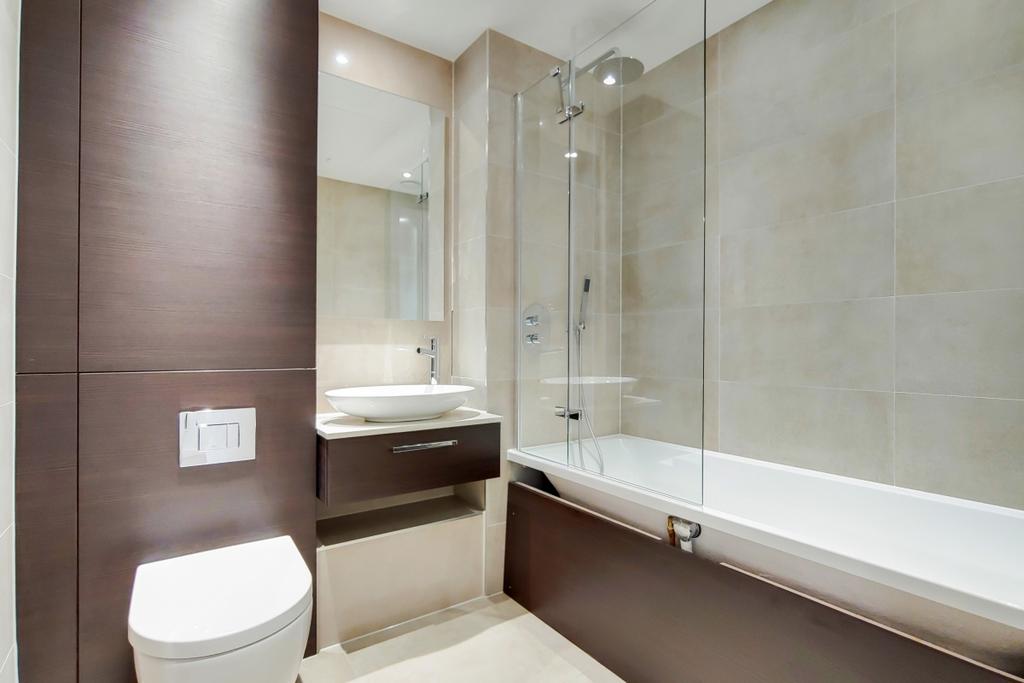 5 Bathroom-0
