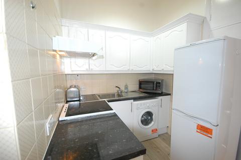 2 bedroom flat to rent, Westbourne Terrace, London W2