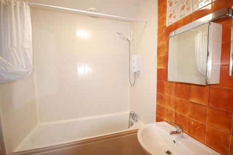 2 bedroom flat to rent, Westbourne Terrace, London W2