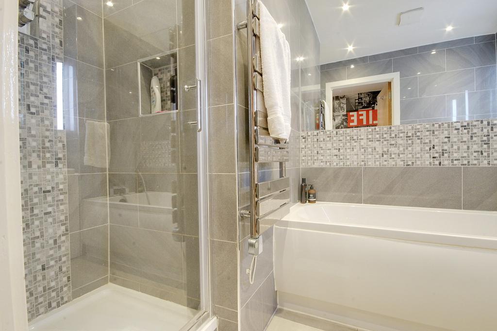 Sphere Shower