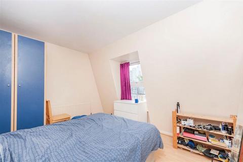 undefined, Pickworth Close, London SW8