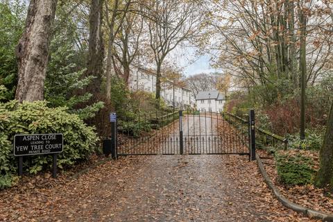 undefined, Aspen Close, Smithills, Bolton, Greater Manchester, BL1 7QT