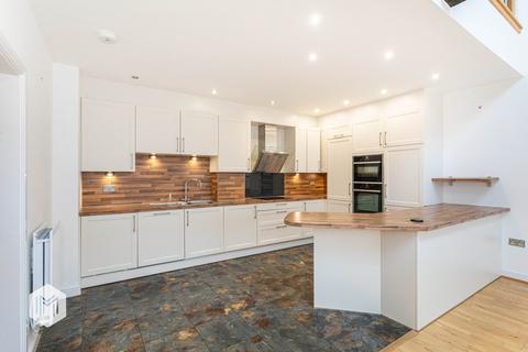 undefined, Wallsuches, Horwich, Bolton, Greater Manchester, BL6 6TT