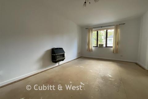 1 bedroom flat for sale, Lenham Road, Sutton, Surrey
