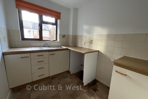 1 bedroom flat for sale, Lenham Road, Sutton, Surrey