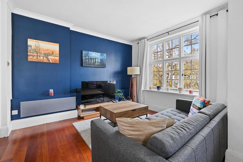 223 Holly Lodge Mansions - Reception.jpg