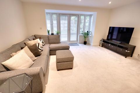 undefined, LETCOMBE PLACE, HORNDEAN