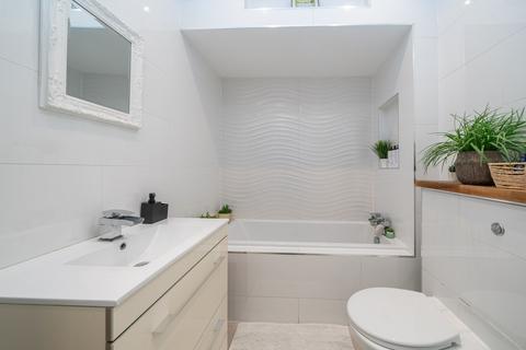 3 bedroom terraced house for sale, Tanners Hill, Abbots Langley, WD5