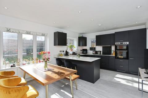 4 bedroom detached house for sale, Utah Road, Tonbridge TN12
