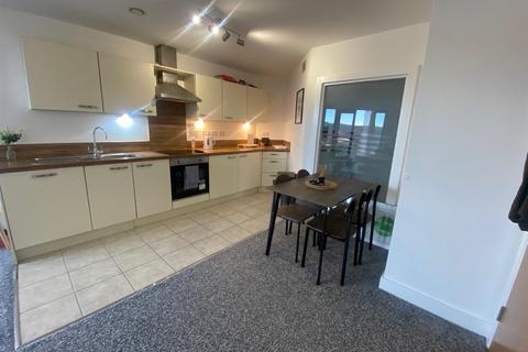 2 bedroom apartment to rent, Dewsbury Road, Elland
