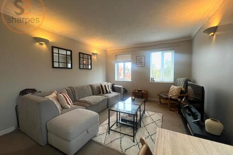 1 bedroom apartment to rent, Flat 10, Rembrandt Court, Epsom, Surrey