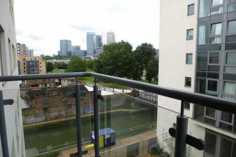 2 bedroom flat to rent, Werner Court, London E3