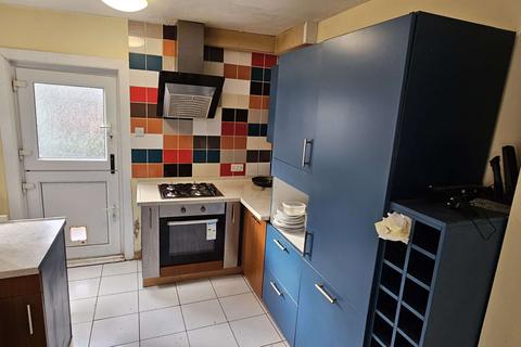 undefined, Luton LU1