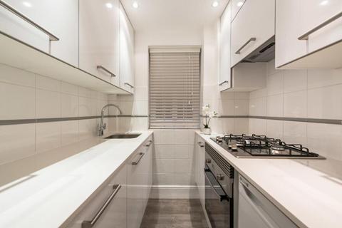 2 bedroom apartment to rent, Netherhall Gardens, Hampstead, NW3