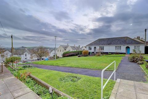2 bedroom bungalow for sale, Tomouth Square, Appledore, Bideford