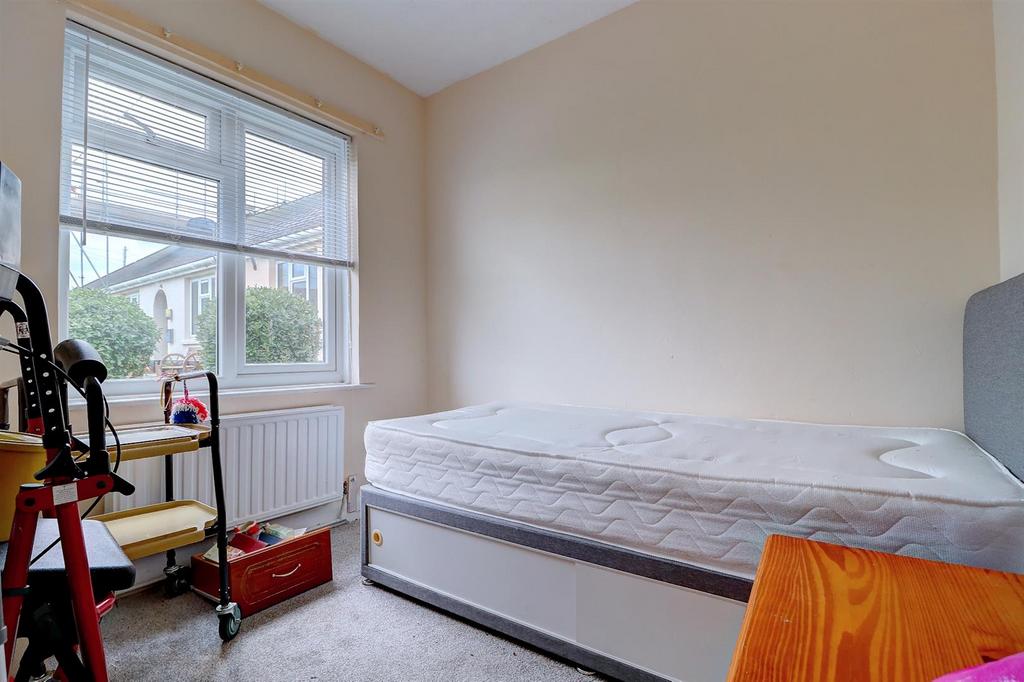Bedroom 2 2.jpg