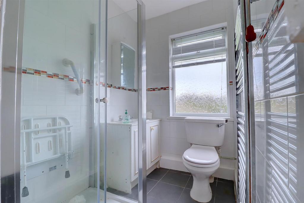 Shower room.jpg