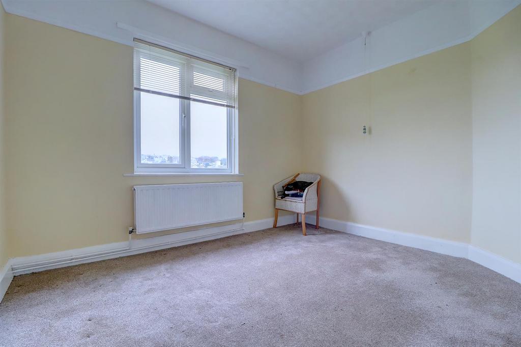 Bedroom 1 1.jpg