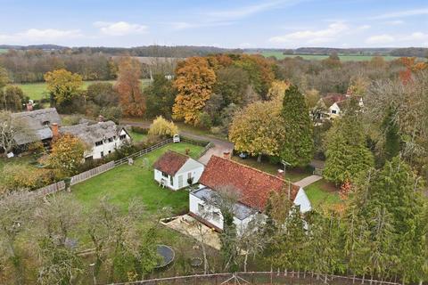 4 bedroom detached house for sale, Brick Kiln Green, Blackmore End, Braintree