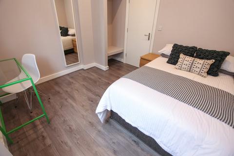 undefined, Pownall Square, L3 6AD,