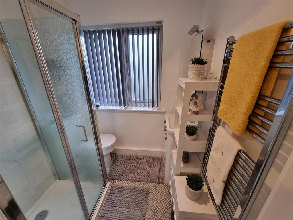 Shower room.jpg