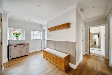 undefined, Coldharbour Lane, Pyrford, GU22