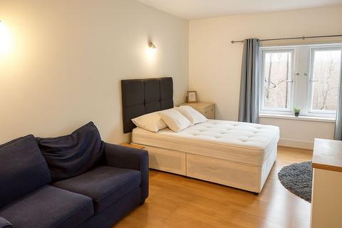 undefined, Flat 11, 127 Castle Hill, Reading, Berkshire RG1 7SY