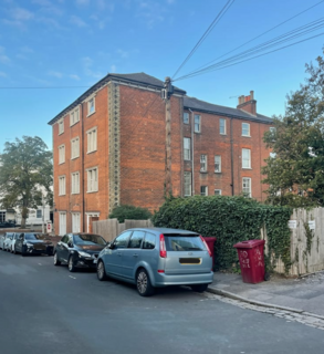 undefined, Flat 11, 127 Castle Hill, Reading, Berkshire RG1 7SY