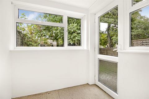 38 Chartfield Road, Cambridge, CB1 9JY